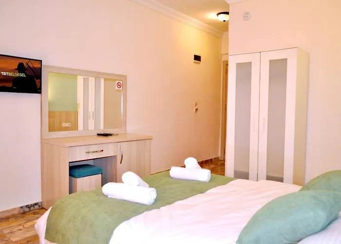 Native Hotel